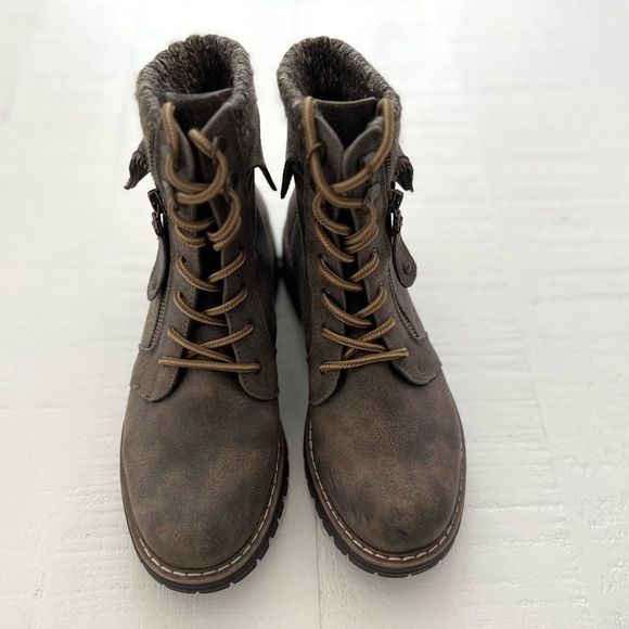 Women’s Cliffs by White Mountain Boots - Picture 2 of 6